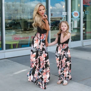 2025 Sleeveless Mom And Daughter Dress Birthday Wedding Family Matching Mommy Girls Me Clothes Beach Holiday Long Dresses 9T