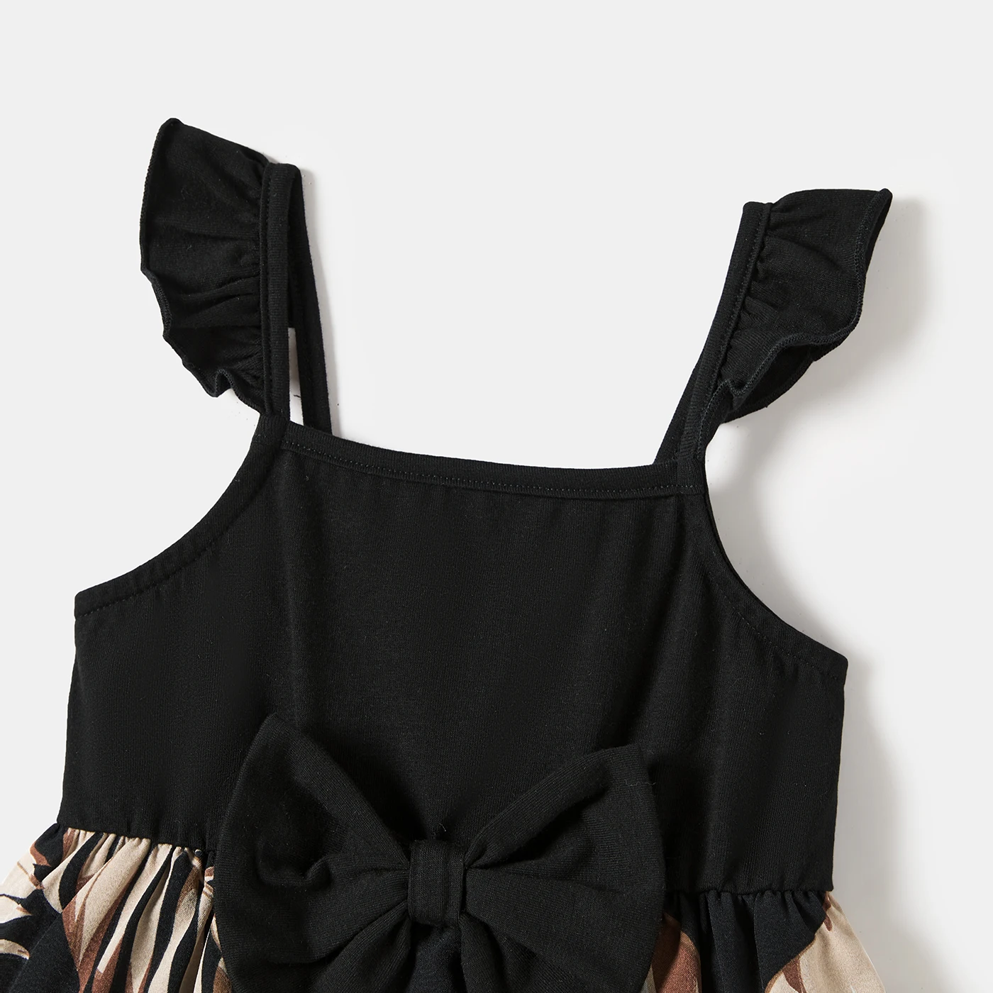 PatPat Family Matching Floral Print Belted Cami Dresses And Solid Short Sleeve Tops Sets - Image 6