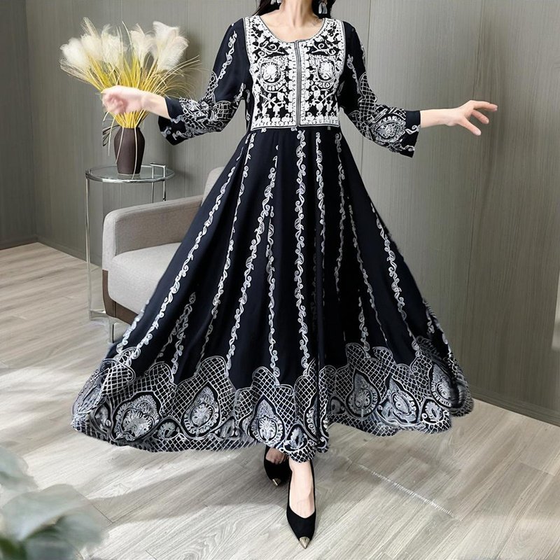 Women's Ethnic Style Floral Embroidered Dress, Elegant 3 4 Sleeve Swing Dress