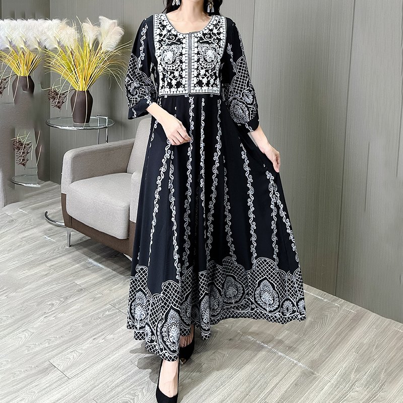 Women's Ethnic Style Floral Embroidered Dress, Elegant 3 4 Sleeve Swing Dress - Image 3