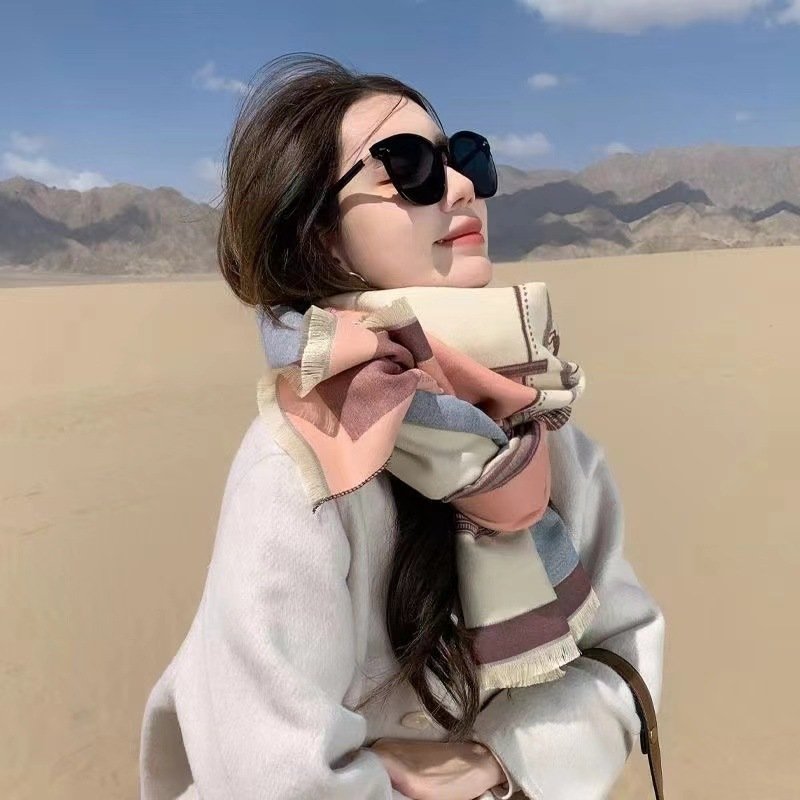 Korean Style Contrast Color Artificial Cashmere Scarf Women's New Winter - Image 4